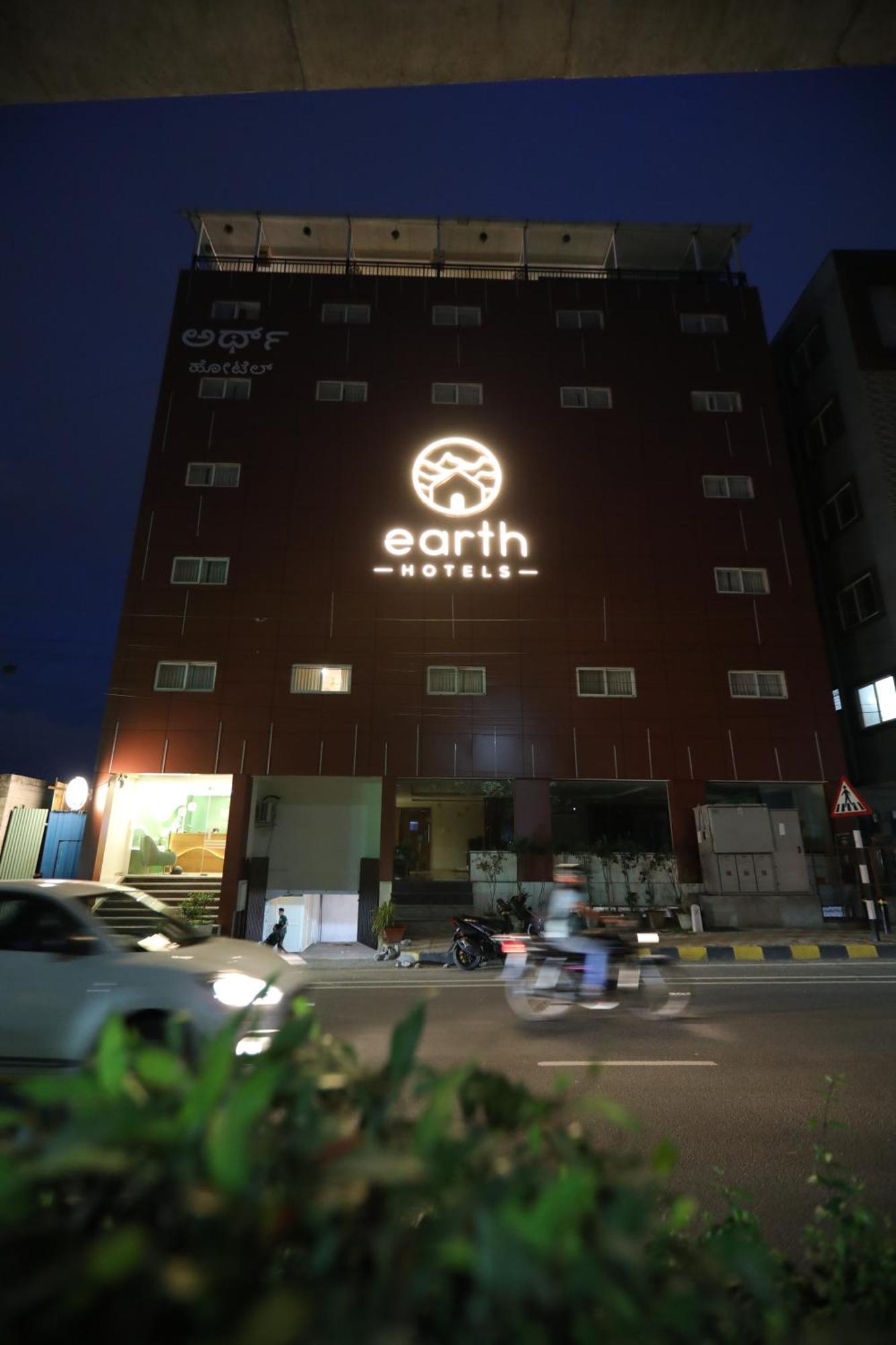 העיר בנגלור Earth Hotels מראה חיצוני תמונה