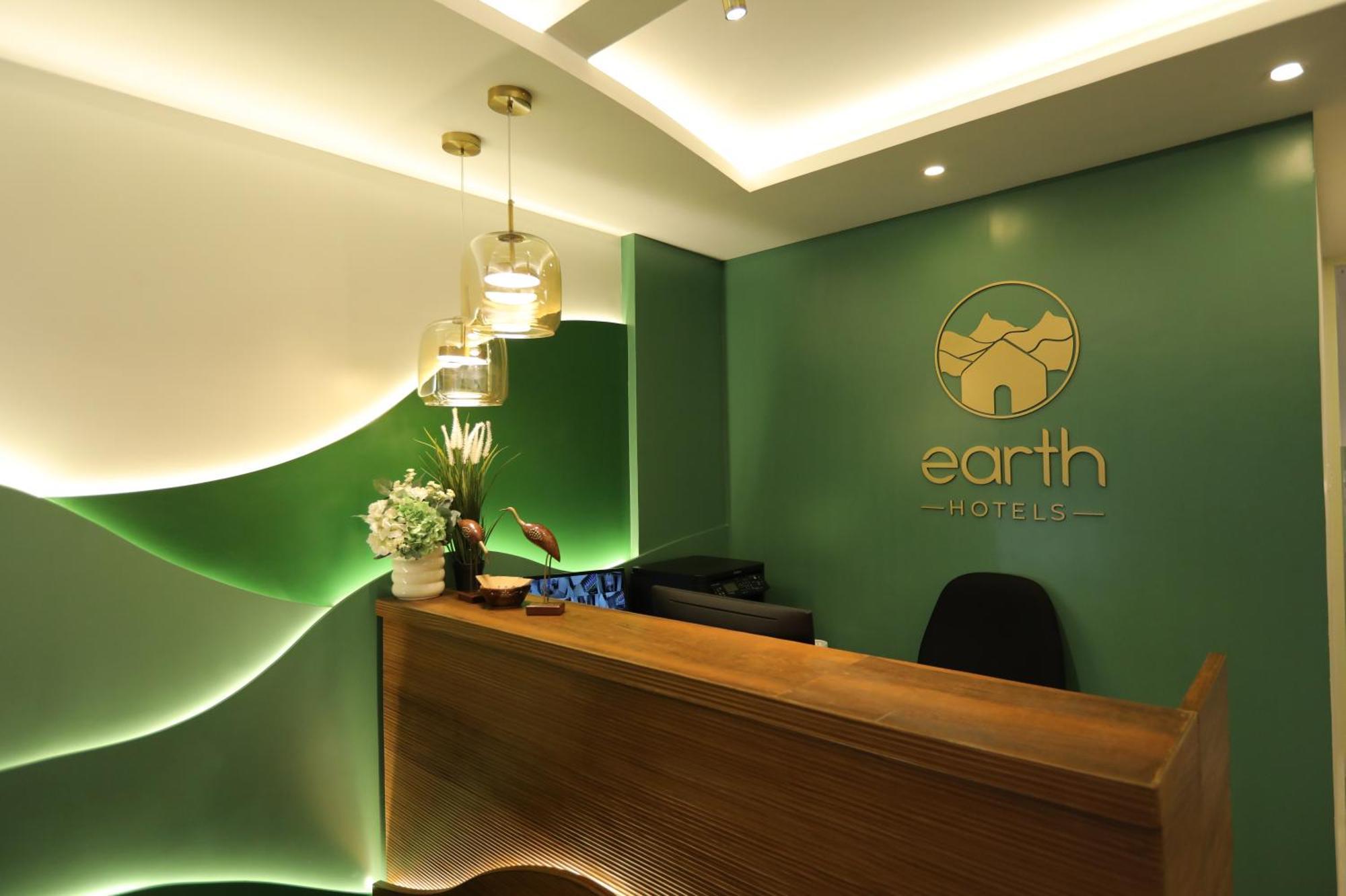 העיר בנגלור Earth Hotels מראה חיצוני תמונה